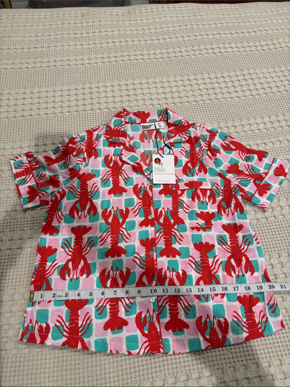 NWT Bouffants & Broken Hearts Lobsters Print Lightweight Pajama Top Size S - Picture 11 of 11